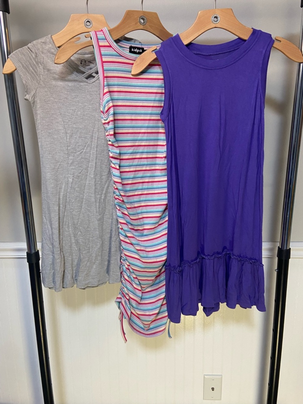 3 Dress bundle kidpik and art class size S